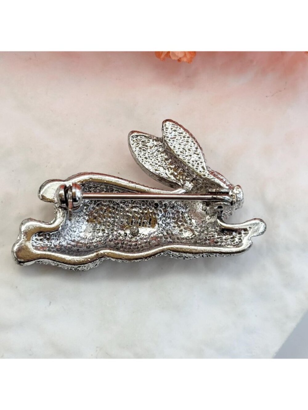 Mint Rhinestone Bunny Rabbit | Hare Vintage Silver T Vintage Brooch | Lapel Pin - Picture 3 of 9